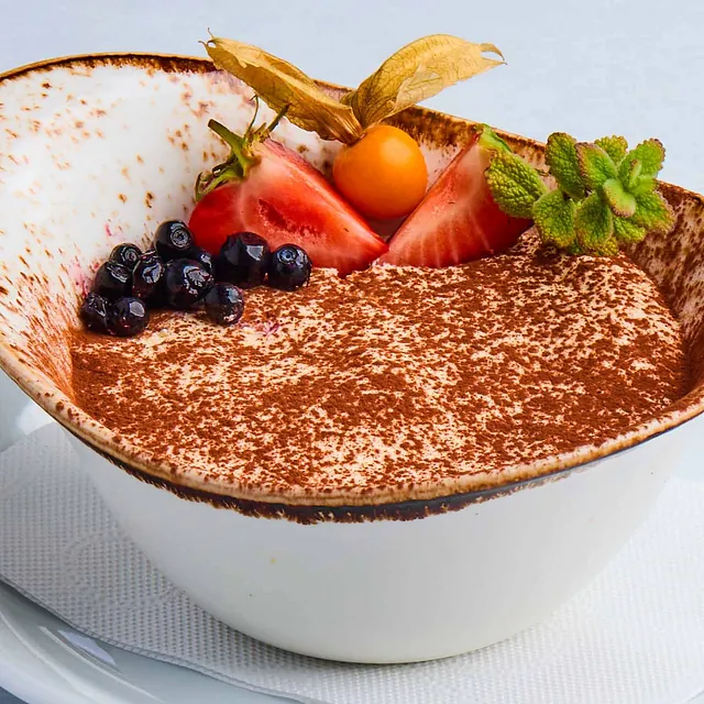 Italiensk tiramisu dessert.